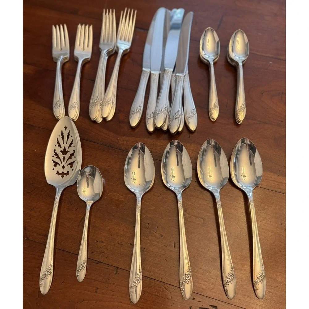 Vtg Oneida Tudor Plate Queen Bess II Silverplate Flatware 43 Piece Service for 6